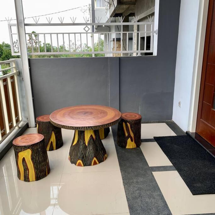 Kayz Villa Batu Dengan Kolam Renang Pribadi 外观 照片