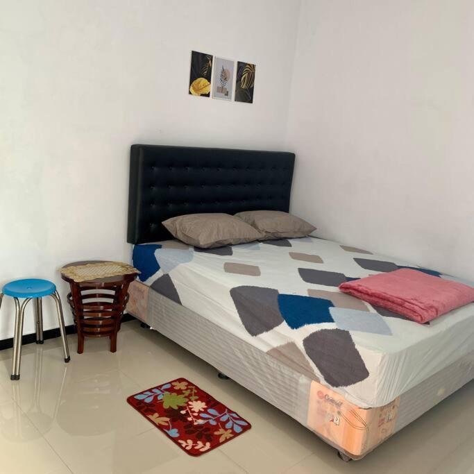 Kayz Villa Batu Dengan Kolam Renang Pribadi 外观 照片